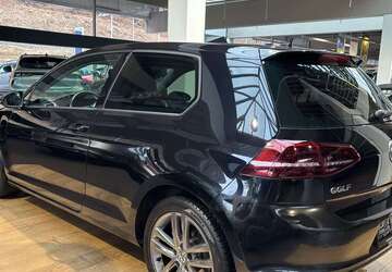 VW Golf 137.400 km 9.475 &euro; Schömberg 75328