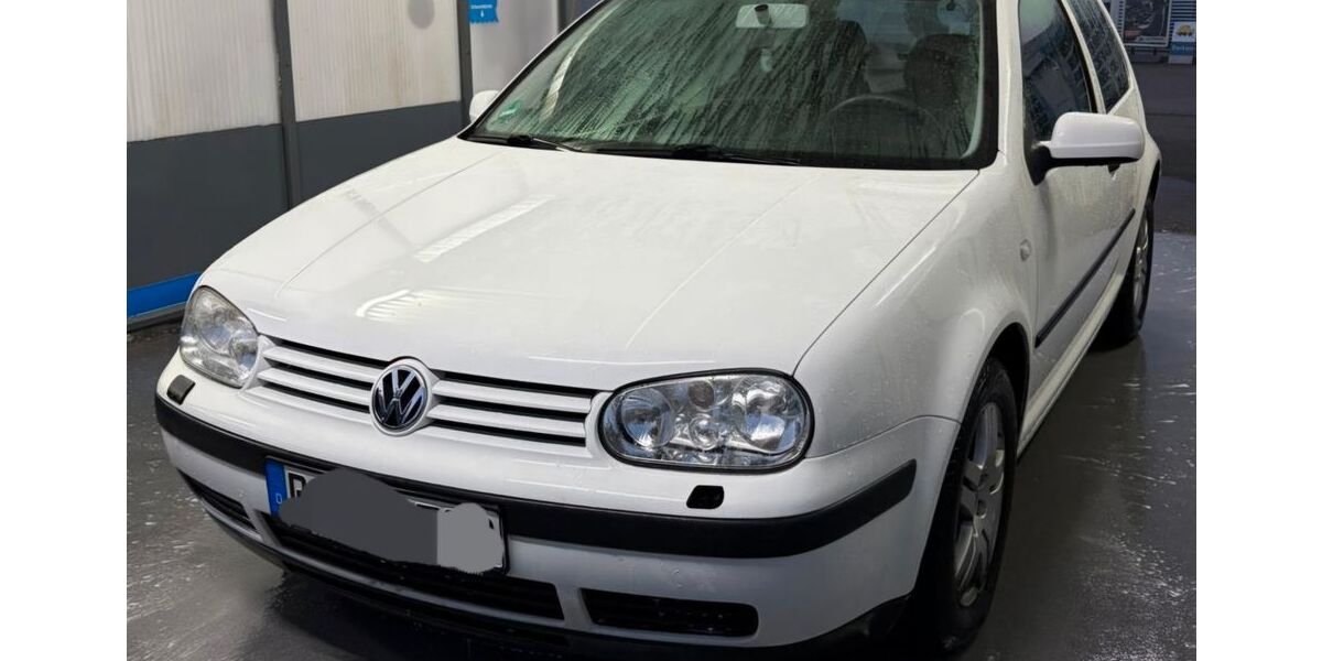 VW Golf 172.700 km 2.250 &euro; Gaggenau 76571