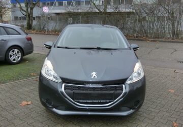 Peugeot 208 91.791 km 5.850 &euro; Bühl 77815