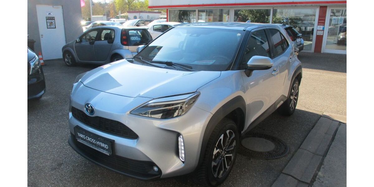 Toyota Yaris Cross 49.000 km 24.990 &euro; Baden-Baden 76532