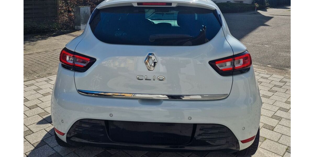 Renault Clio 63.000 km 9.800 &euro; Durmersheim 76448