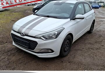 Hyundai i20 175.866 km 4.685 &euro; Achern 77855
