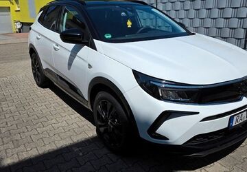 Opel Grandland (X) 8.000 km 19.500 &euro; Iffezheim 76473