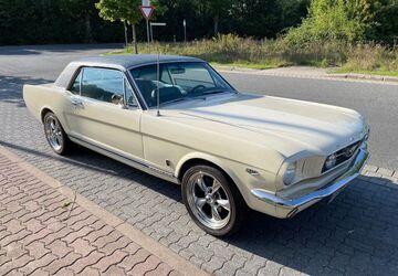 Ford Mustang 34.000 km 38.000 &euro; Seewald 72297