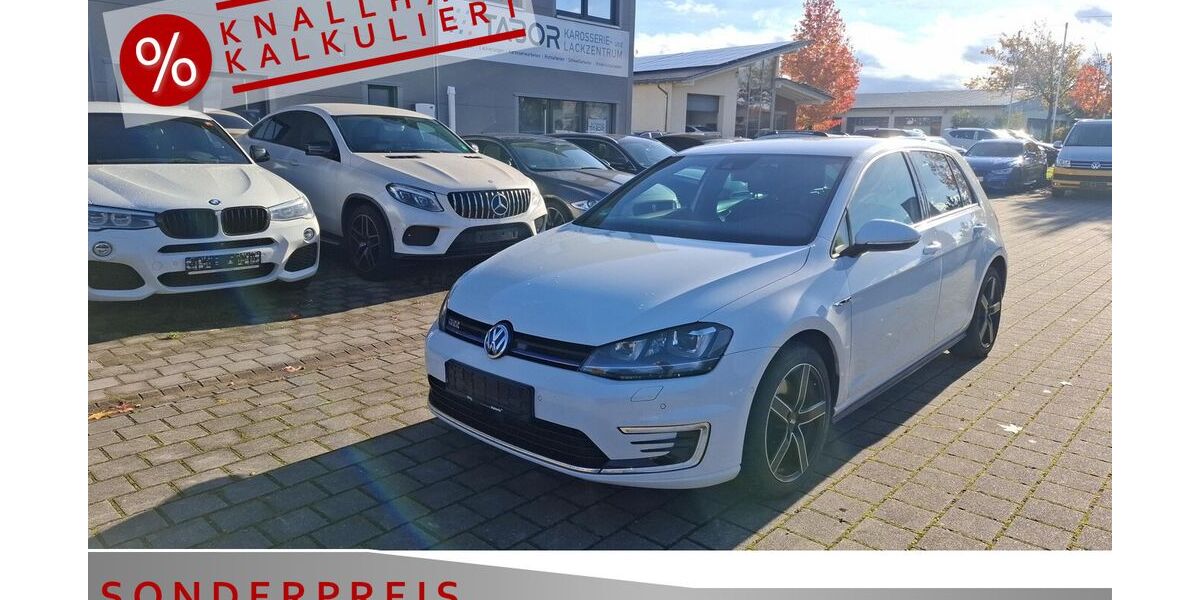 VW Golf 153.689 km 8.985 &euro; Achern 77855