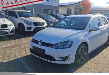 VW Golf 153.689 km 9.485 &euro; Achern 77855
