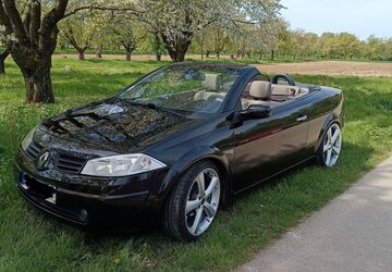 Renault Megane 171.500 km 2.450 &euro; Lauf 77886