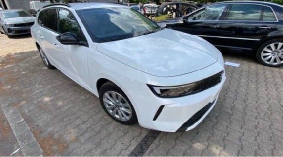 Opel Astra 17.976 km 18.390 &euro; Bühl 77815