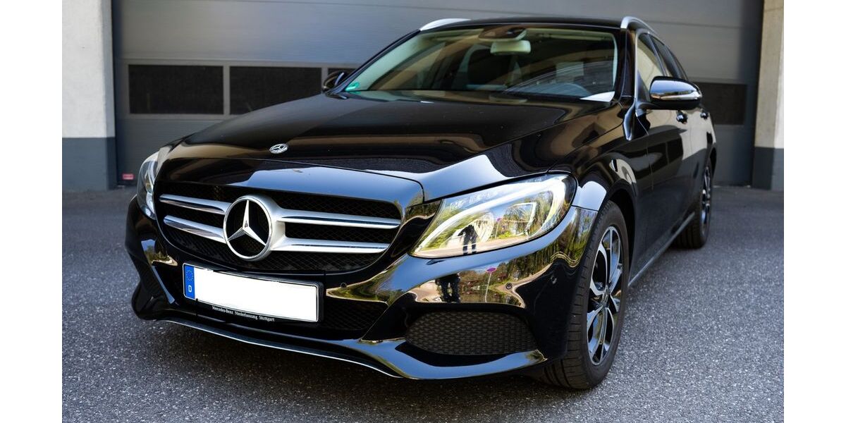 Mercedes-Benz C 180 97.900 km 17.499 &euro; Baden-Baden 76530