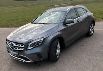 Mercedes-Benz GLA 200 99.200 km 21.000 &euro; Baden-Württemberg - Böblingen 71034