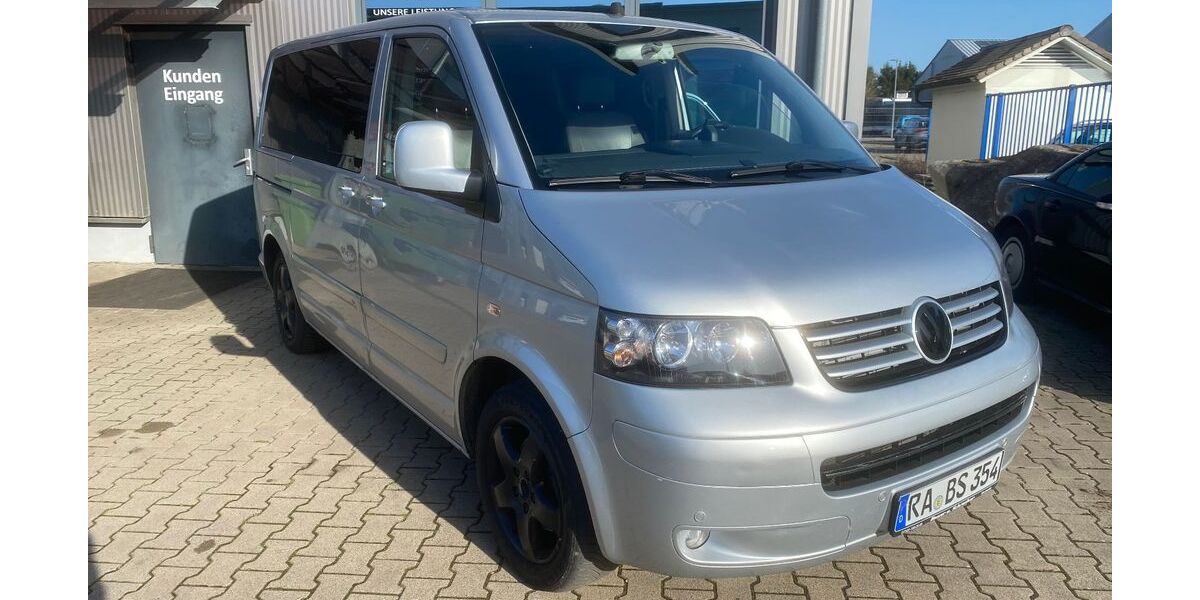 VW T5 Transporter 268.000 km 9.000 &euro; Bischweier 76476