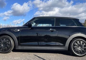 Mini ONE 46.500 km 14.800 &euro; Baden-Baden 76532