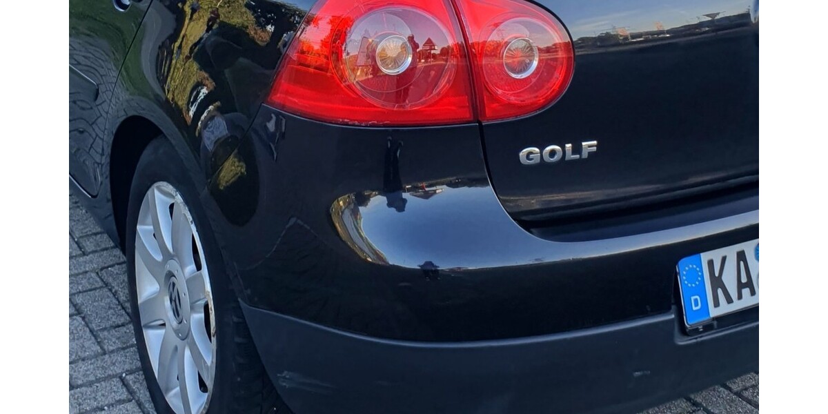 VW Golf V 182.000 km 3.200 &euro; Waldbronn 76337