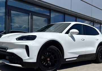 Porsche Cayenne 9.900 km 124.189 &euro; Ettlingen 76275