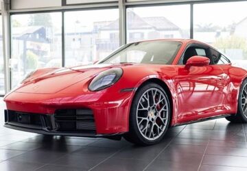 Porsche 992 6.000 km 179.800 &euro; Sinzheim/Baden-Baden 76547