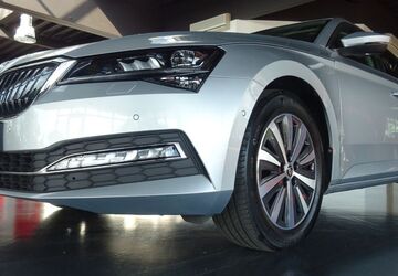 Skoda Superb 68.527 km 25.780 &euro; Bühl 77815