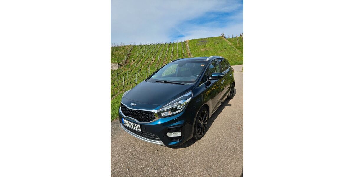 Kia Carens 98.000 km 14.900 &euro; Kappelrodeck 77876
