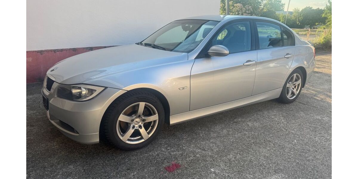 BMW 320 122.140 km 2.600 &euro; Ottersweier 77833