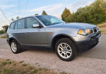 BMW X3 245.000 km 5.000 &euro; Baden-Baden 76532