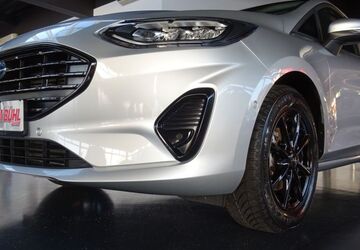 Ford Fiesta 21.096 km 14.890 &euro; Bühl 77815