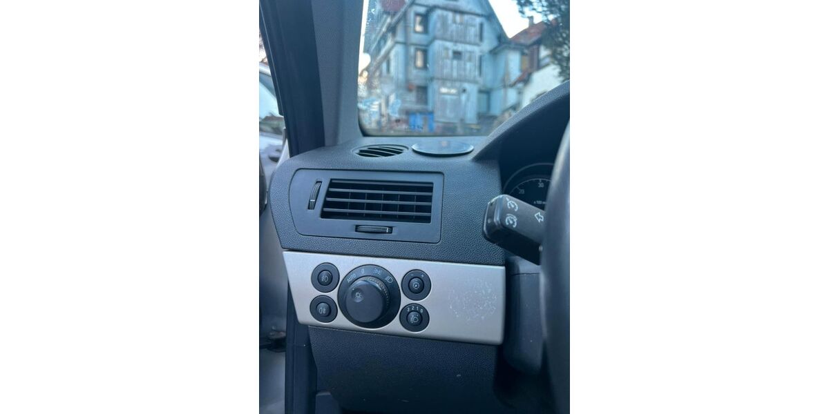 Opel Astra 320.607 km 900 &euro; Gernsbach 76593