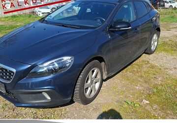 Volvo V40 Cross Country 204.729 km 8.285 &euro; Achern 77855