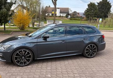 Seat Leon 48.600 km 24.000 &euro; Achern 77855