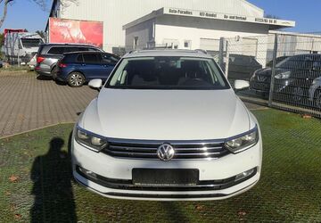VW Passat Variant 287.500 km 8.950 &euro; Bühl 77815