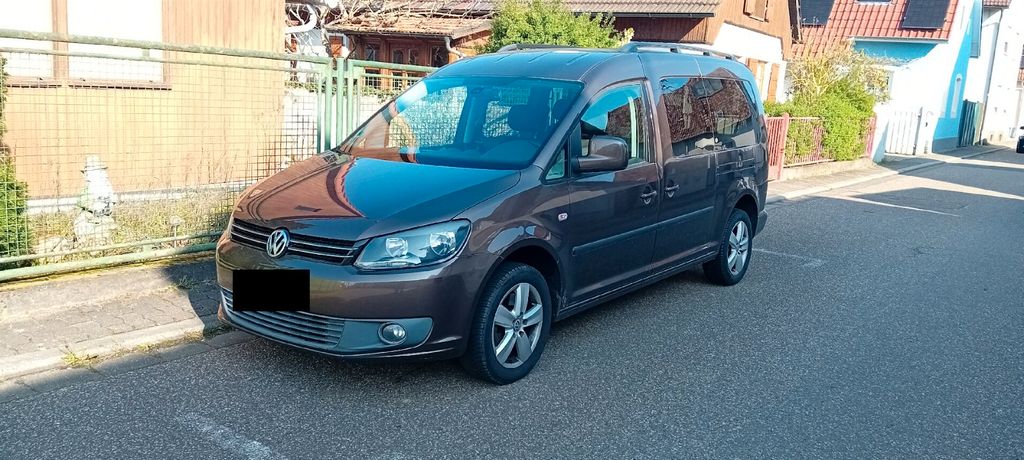 VW Caddy Maxi 320.000 km 8.200 &euro; Berg 76768