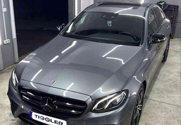 Mercedes-Benz E 300 99.000 km 33.100 &euro; Baden-Baden 76532