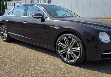 Bentley Flying Spur 39.874 km 56.900 &euro; Renchen 77871