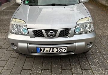 Nissan X-Trail 112.000 km 2.480 &euro; Rheinstetten 76287