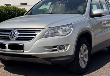 VW Tiguan 128.600 km 10.499 &euro; Rheinstetten 76287