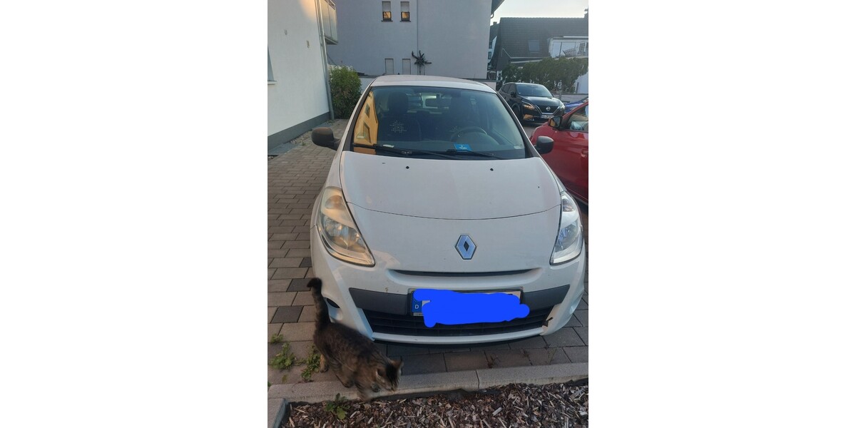 Renault Clio 185.000 km 2.600 &euro; Malsch 76316