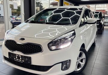 Kia Carens 128.000 km 7.299 &euro; Bietigheim 76467