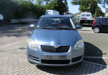 Skoda Fabia 283.577 km 1.499 &euro; Bühl 77815