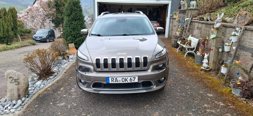 Jeep Cherokee 141.000 km 11.499 &euro; Bühlertal 77830