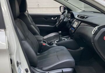 Nissan Qashqai 111.564 km 10.604 &euro; Bühl 77815