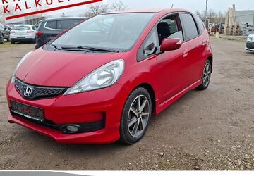 Honda Jazz 26.291 km 8.685 &euro; Achern 77855