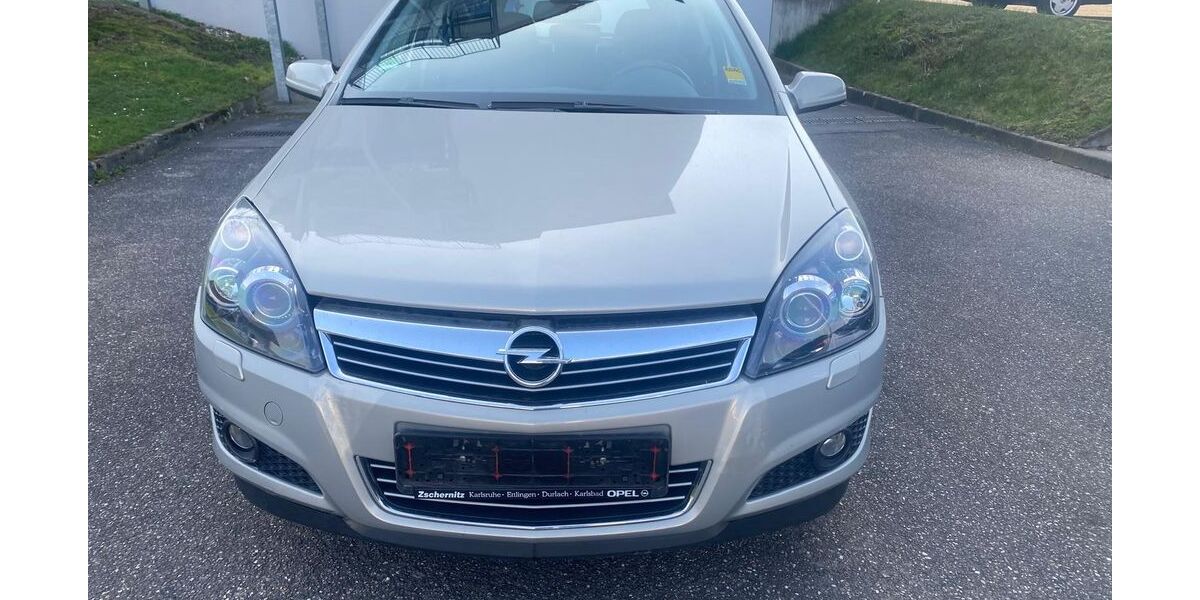 Opel Astra 118.000 km 4.390 &euro; Ettlingen 76275