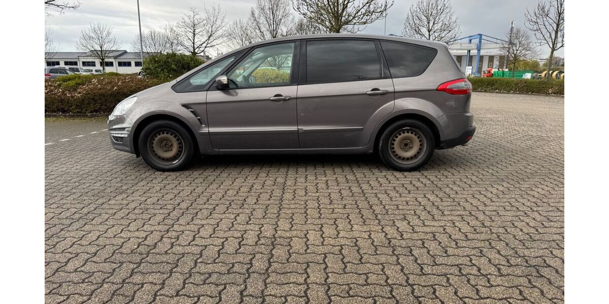 Ford S-Max 225.000 km 4.250 &euro; Kappelrodeck 77876