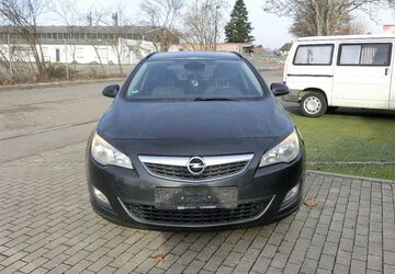 Opel Astra 151.846 km 2.199 &euro; Bühl 77815