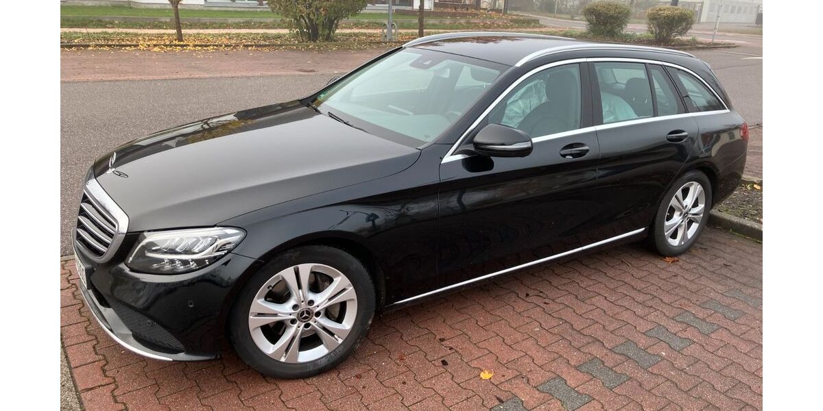 Mercedes-Benz C 300 149.500 km 21.750 &euro; Ettlingen 76275