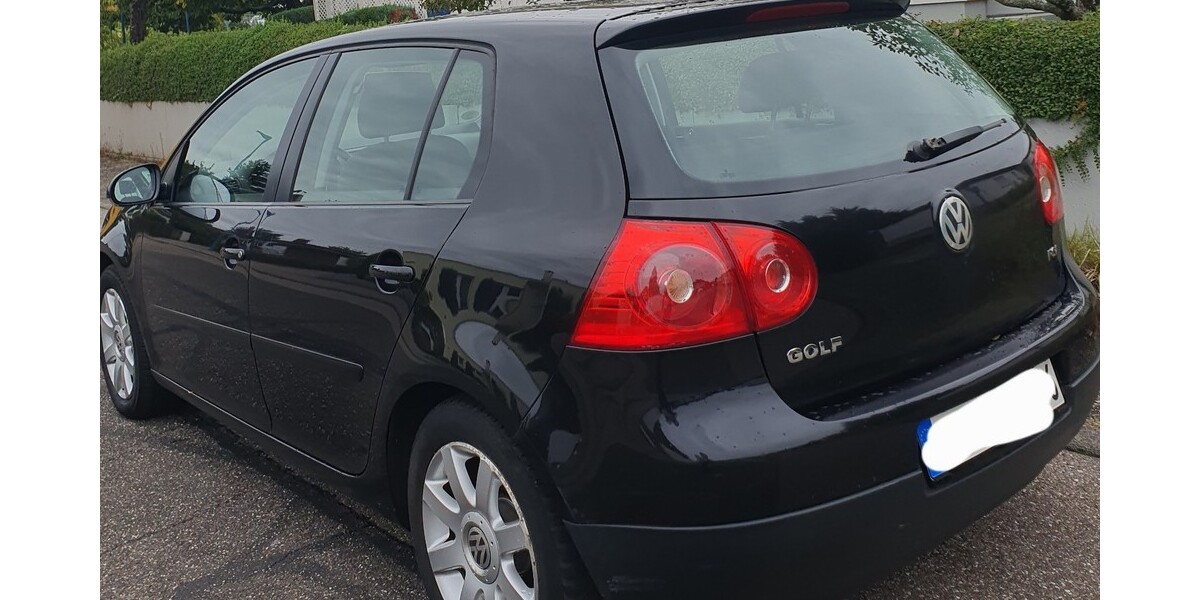VW Golf V 182.000 km 3.200 &euro; Waldbronn 76337