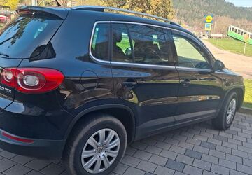 VW Tiguan 220.000 km 9.700 &euro; Bad Wildbad 75323