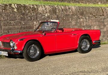 Triumph TR4 125.000 km 28.000 &euro; Baden-Baden 76530