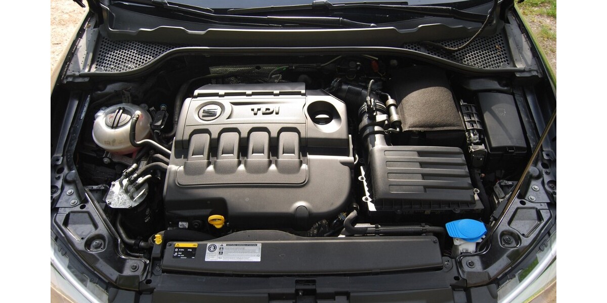 Seat Leon 84.000 km 14.700 &euro; Lauf 77886