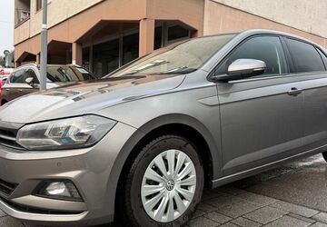 VW Polo 143.097 km 10.799 &euro; Bad Wildbad 75323