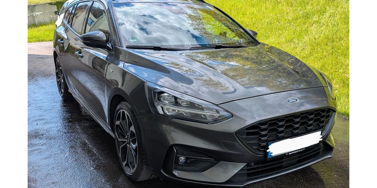 Ford Focus 66.000 km 15.499 &euro; Forbach 76596