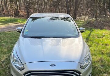 Ford S-Max 274.000 km 8.100 &euro; Berg 76768